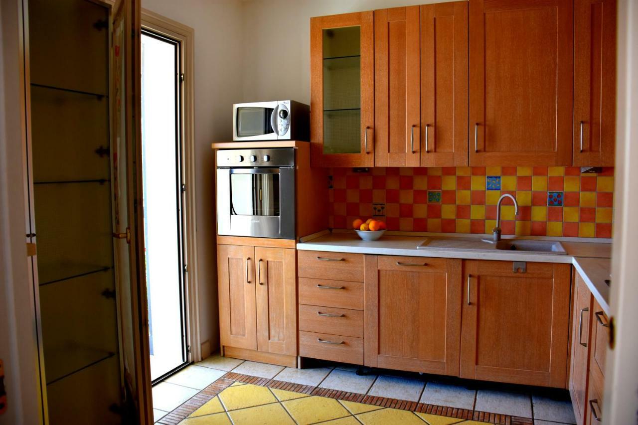 Sunny - Holidays Holiday home